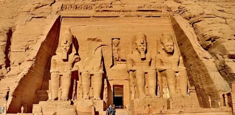 Private Abu Simbel Day Trip from Cairo by Flight; The Grand Facade of Abu Simbel Temple