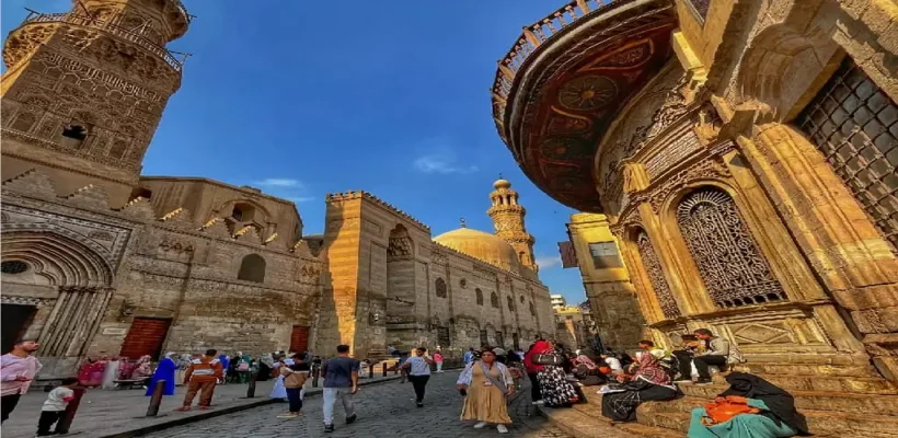 Private Islamic Cairo Tour; El-Muizz Street & Khan El-Khalili Bazaar