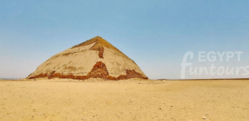 Private Tour to Dahshur Bent and Red pyramids4