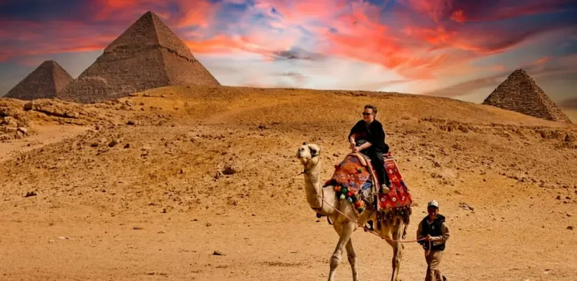 The Essential Cairo Private Day Tour Giza Pyramids, Egyptian Museum & The Bazaar - The pyramids of Giza