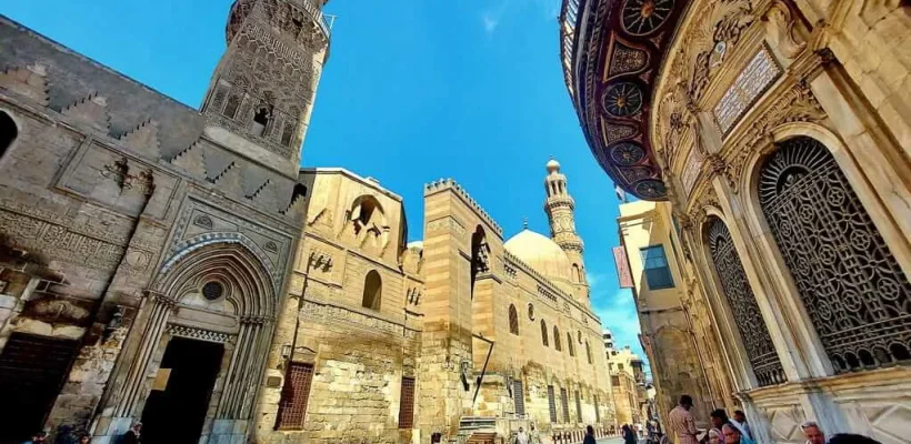 The Ultimate Cairo Stopover Tour; Pyramids of Giza, the Grand Egyptian Museum, and Khan el-Khalili Bazaar