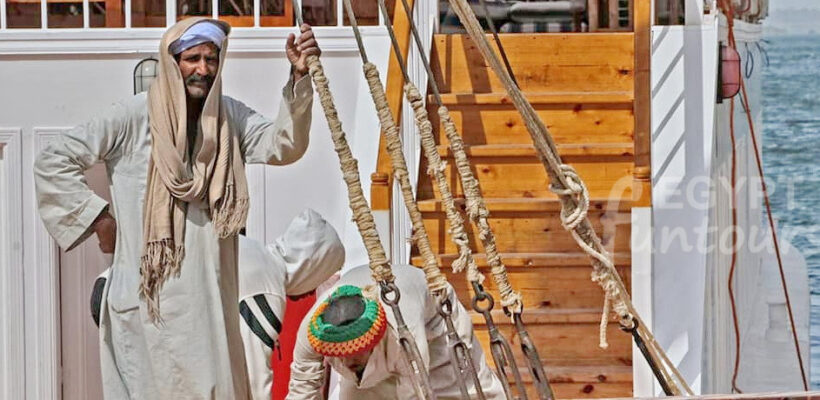 Three pyramids dahabiya 1