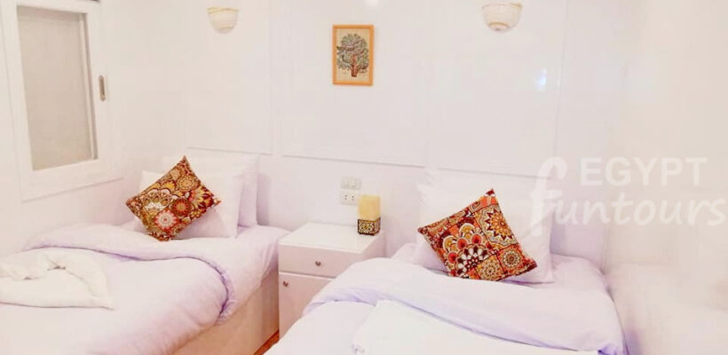 Three pyramids dahabiya 14