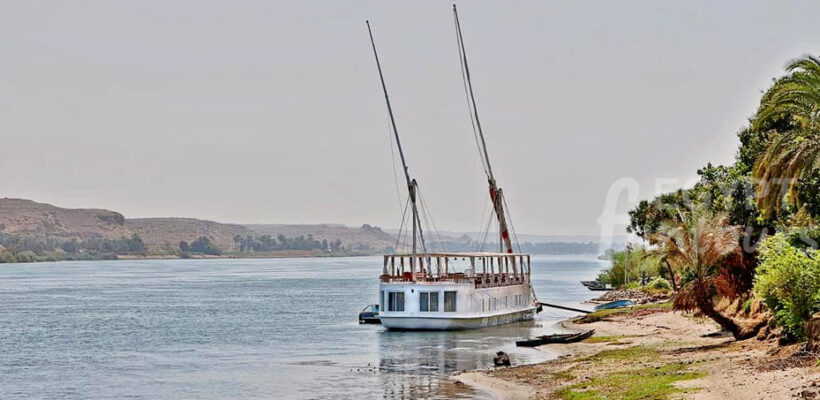 Three pyramids dahabiya 6