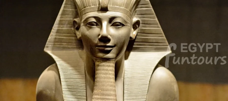 luxor museum artifacts - christmas and new year holidays