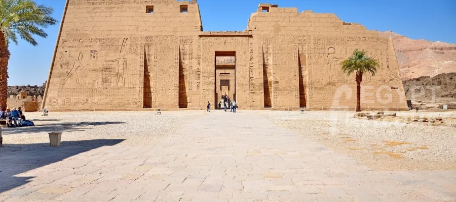Medinet habu ramses III