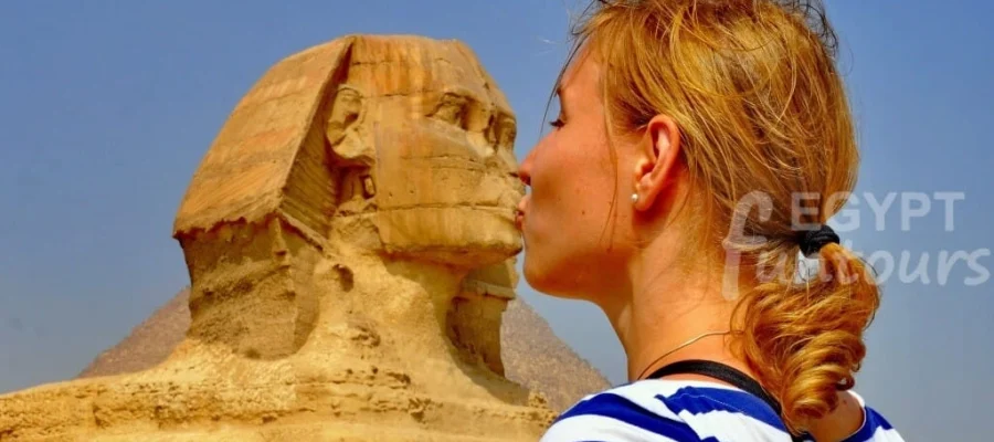 sphinx kiss